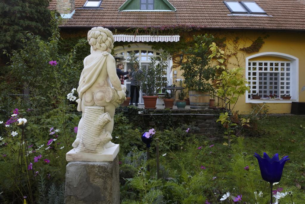 Villa-Magdi Vendeghaz Révfülöp Buitenkant foto